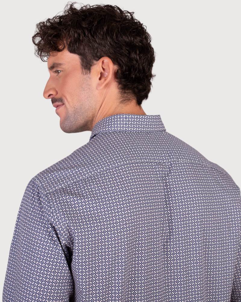 Camisa tejido oxford con bolsillo y logo bordado | La Española