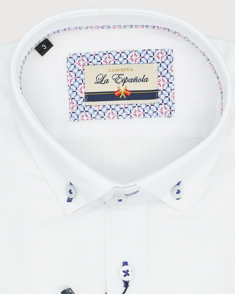 Camisa oxford lisa y cuello botón | La Española