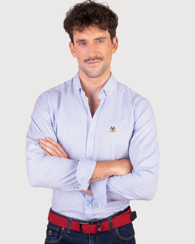 Camisa tejido oxford con bolsillo y logo bordado | La Española