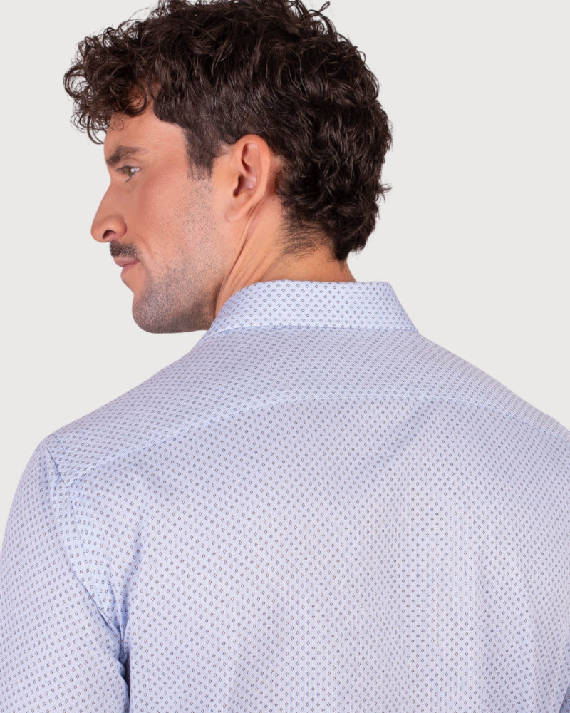 Camisa tejido oxford con bolsillo y logo bordado | La Española