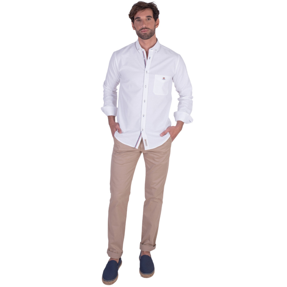 Camisa regular tejido oxford con bolsillo | La Española