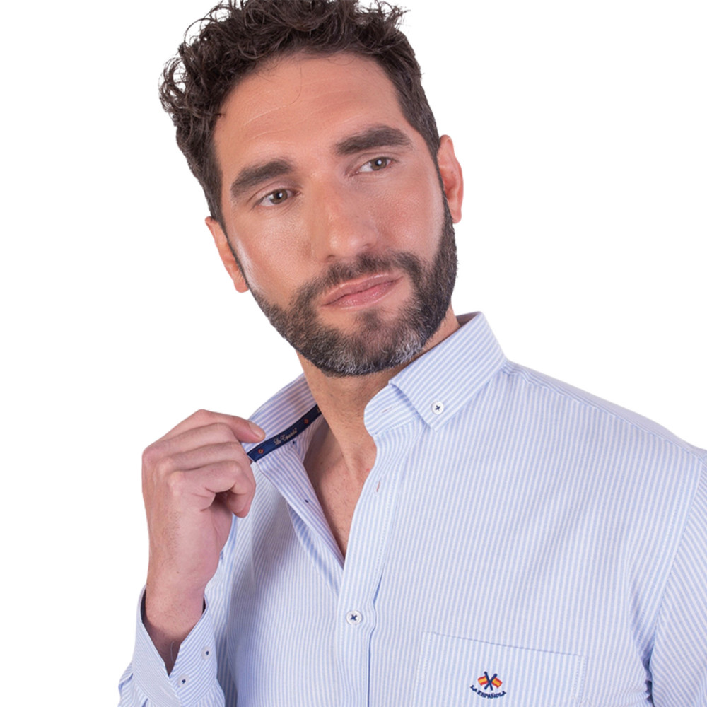 Camiseta Oxford de patrón regular con bolsillo y color Azul