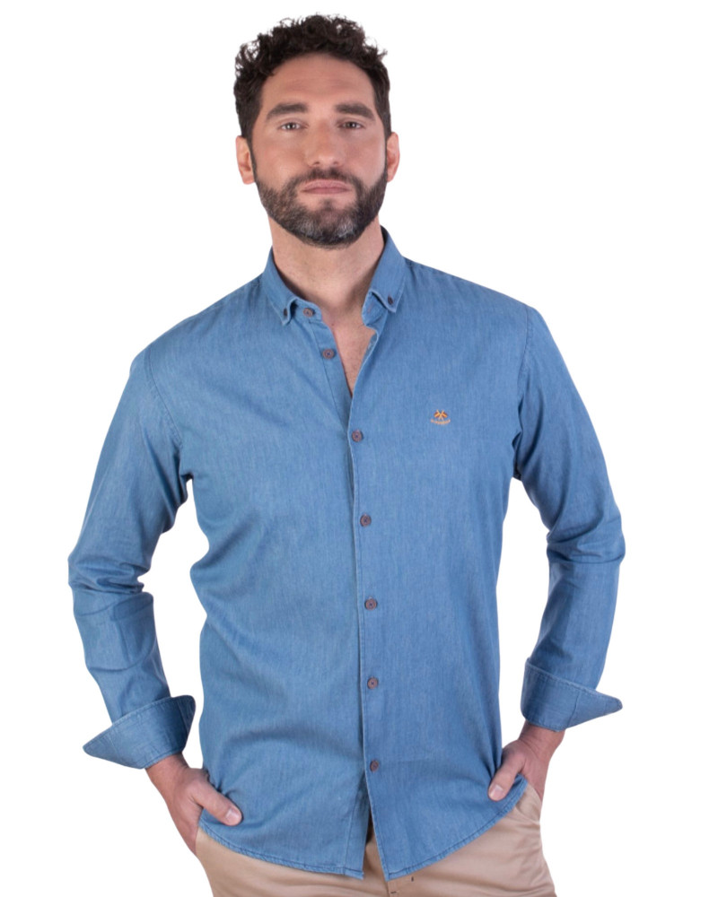 Camisa de tejido vaquero con patrón semidetallado