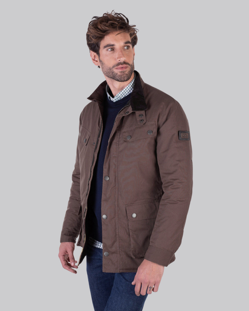 Serie 10842 Chaquetón encerado multi bolsillo marrón
