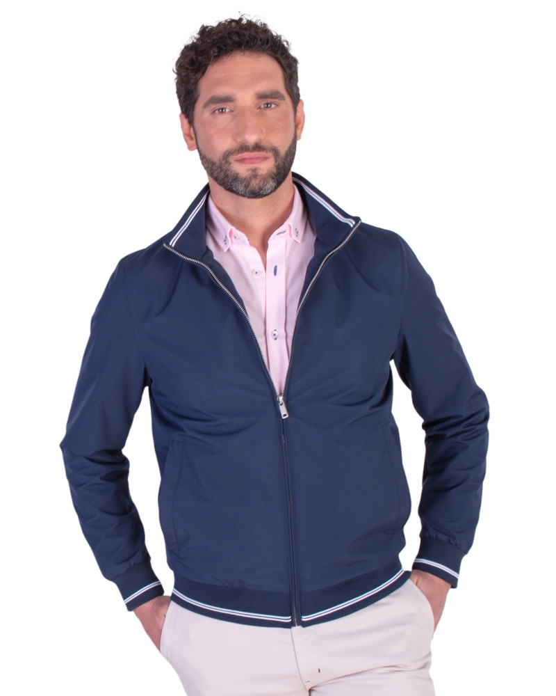 Cazadora tejido tecnico elasicos con forro rejilla | La Esapañola