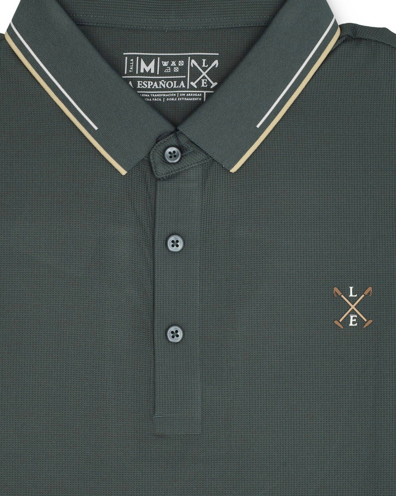 Polo manga corta algodón liso granito y cuello en V | La Española