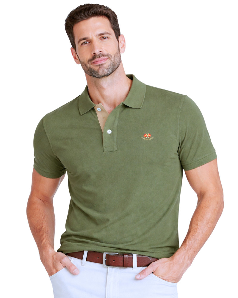 Polo manga corta algodón liso granito y cuello en V | La Española