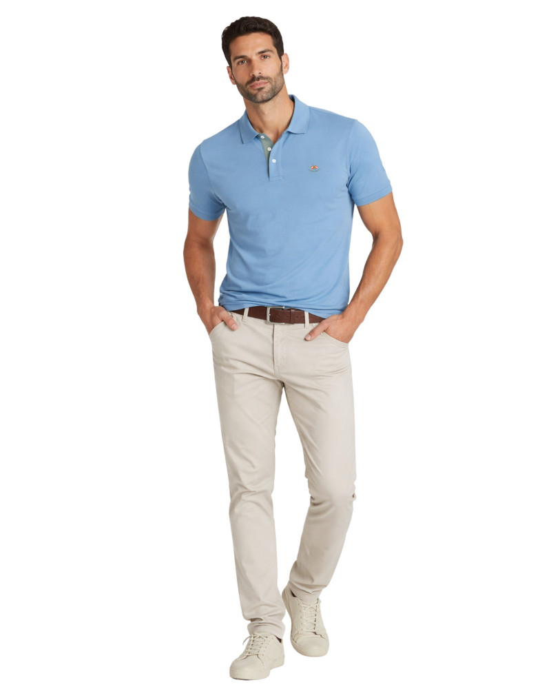 Polo manga corta algodón liso granito y cuello en V | La Española