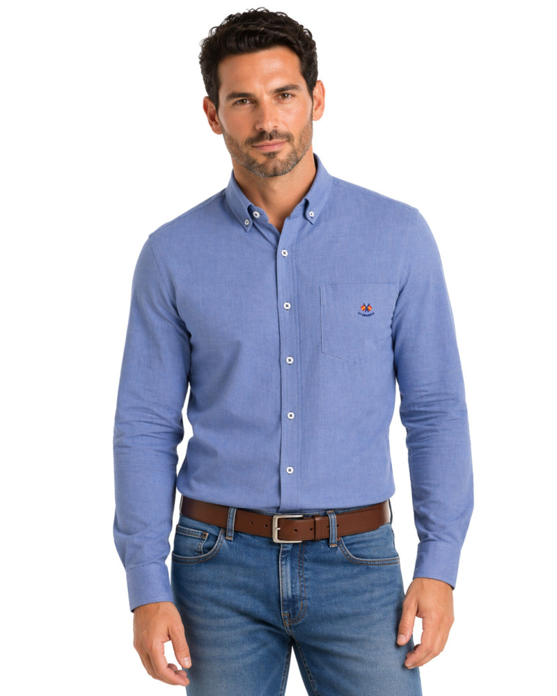 Camisa regular tejido oxford con bolsillo | La Española