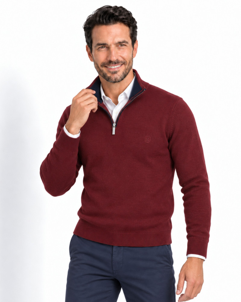 Suéter cuello polo básico cremallera serie 230 color vino