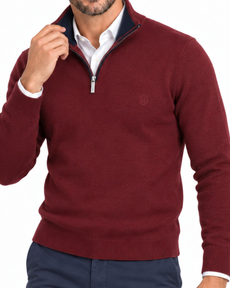 Suéter cuello polo básico cremallera serie 230 color vino