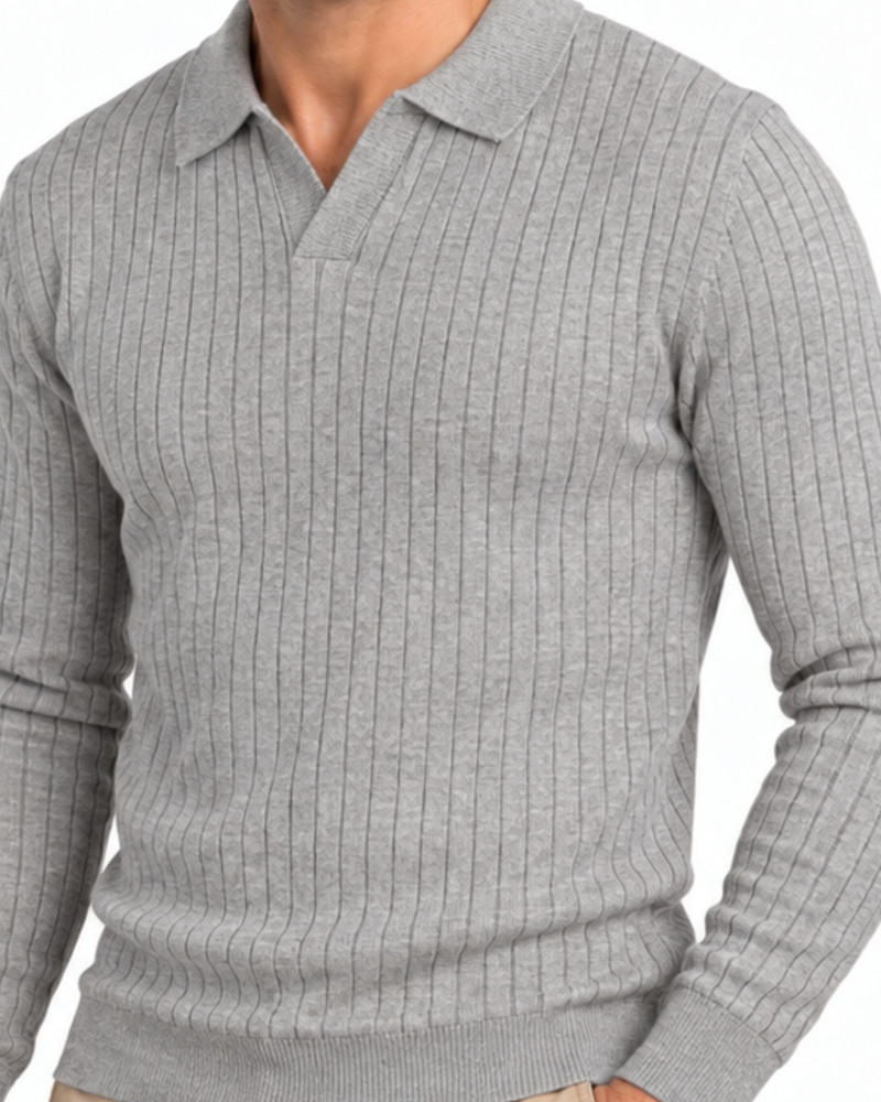 Suéter cuello V canalé serie 255 color gris