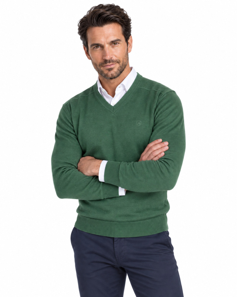 suéter cuello pico básico serie 380 color verde