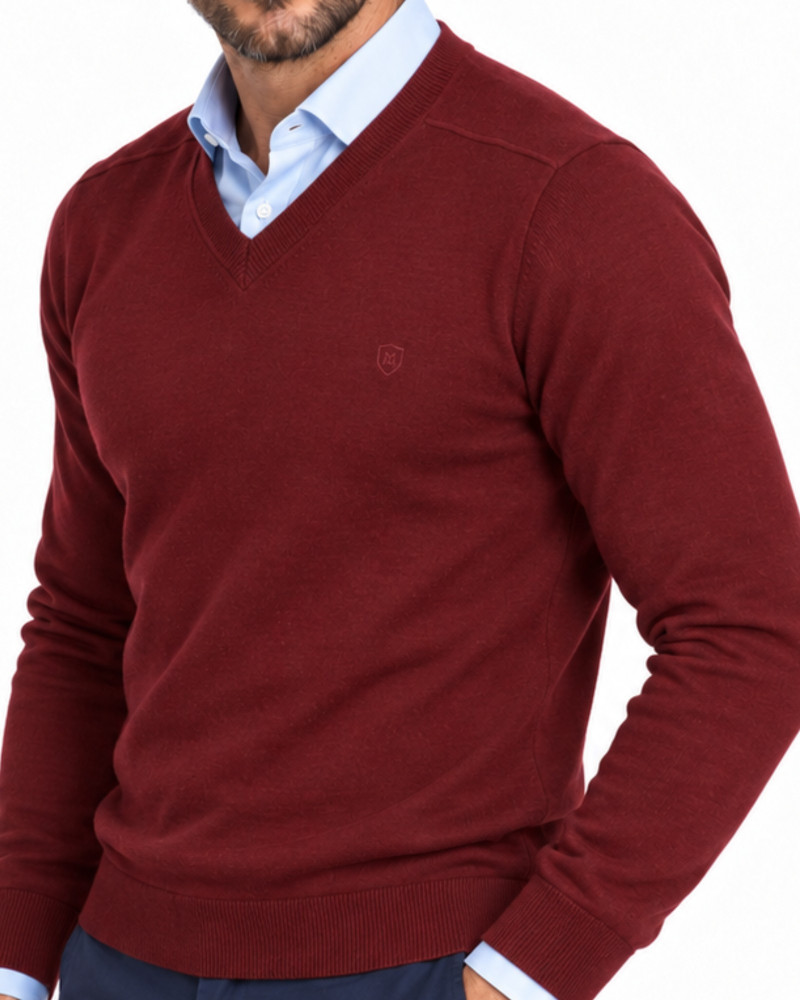 suéter cuello pico básico serie 380 color vino