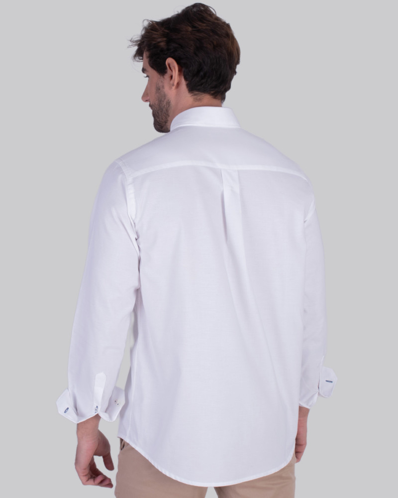 Camisa regular tejido oxford con bolsillo | La Española
